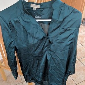 Versitile Beautiful teal dress shirt